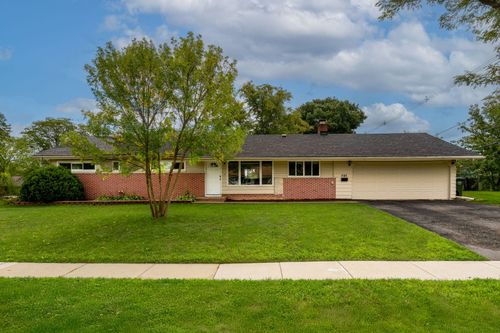 585 Newark Ln, Hoffman Estates, IL, 60169-3166 | Card Image