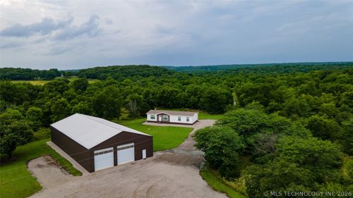 4200 W 730 Rd, Hulbert, OK, 74441-2041 | Card Image