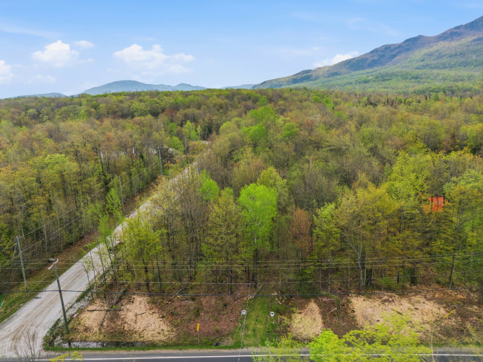 Land in Eastman