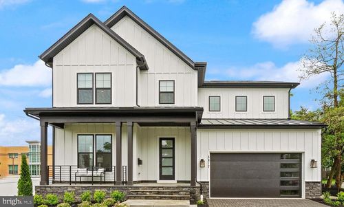 1212 Drake St Sw, VIENNA, VA, 22180-6523 | Card Image