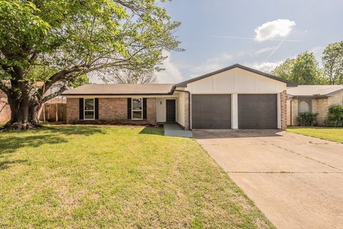 228 Blair Lane, Arlington, TX, 76014 | Card Image