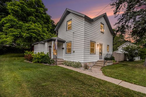 407 W Pine St, Big Rapids, MI, 49307-1361 | Card Image