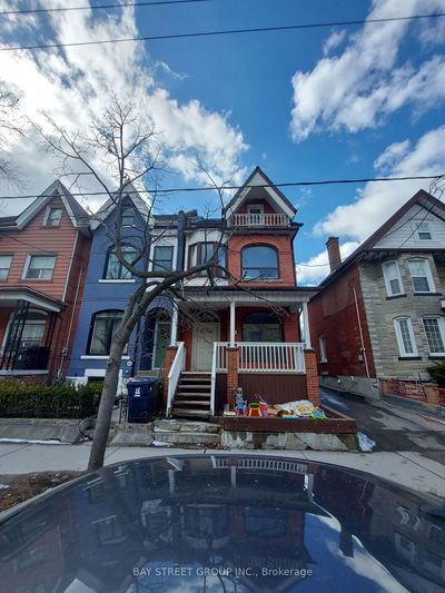 70 Lansdowne Ave, House other with 8 bedrooms, 7 bathrooms and 5 parking in Toronto ON | Image 1