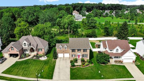 10 Kincraig Dr, Valparaiso, IN, 46385 | Card Image