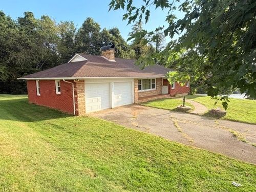 102 Knollview Dr, Jefferson, NC, 28640-9610 | Card Image