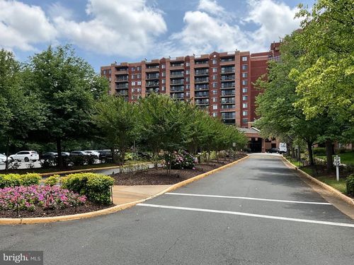313-2230 George C Marshall Dr, FALLS CHURCH, VA, 22043-2572 | Card Image