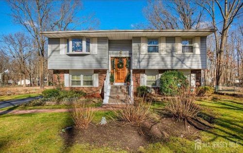 203 Tennessee Trl, BROWNS MILLS, NJ, 08015-5668 | Card Image
