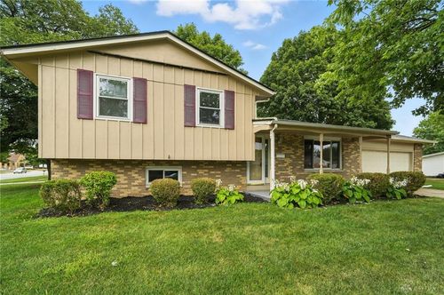 902 Hazel Ave, Englewood, OH, 45322-2423 | Card Image