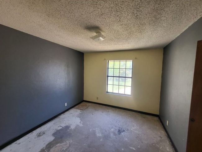 306 Wade St, House other with 4 bedrooms, 2 bathrooms and null parking in Olney TX | Image 19