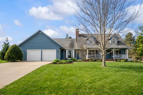 3140 Bluffwood Pl, Saint Joseph, MI, 49085-9305 | Card Image