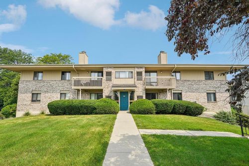 c-112 E Freistadt Road, Thiensville, WI, 53092 | Card Image