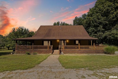 3399 Heser Rd, Iuka, IL, 62849-2020 | Card Image