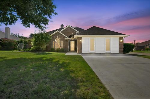 1121 Sw Hillside Drive, Burleson, TX, 76028 | Card Image