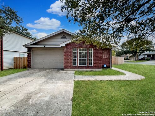 10352 Bobcat Blf, San Antonio, TX, 78251-4068 | Card Image