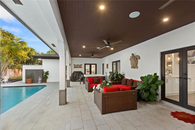 13505 Sw 83 Rd Ct, House other with 4 bedrooms, 4 bathrooms and null parking in Pinecrest FL | Image 46