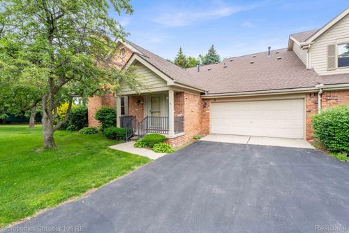 27-3 Cornell Ct, Dearborn, MI, 48124-2500 | Card Image