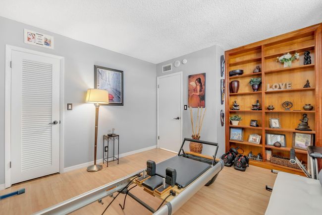 Guest Room | Image 38