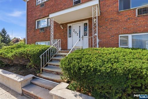 207 Polifly Rd, Hackensack, NJ, 07601-1760 | Card Image