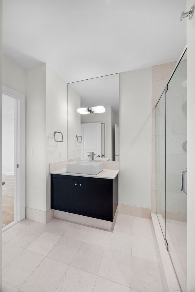 UNIT-1403 - 100 Parrott Dr, Condo with 2 bedrooms, 2 bathrooms and 3 parking in Shelton CT | Image 21