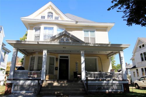 452 W Prairie Ave, Decatur, IL, 62522-2420 | Card Image