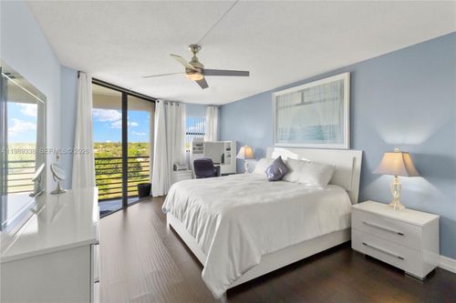 apt-702-7400 Radice Ct, Lauderhill, FL, 33319-4236 | Card Image