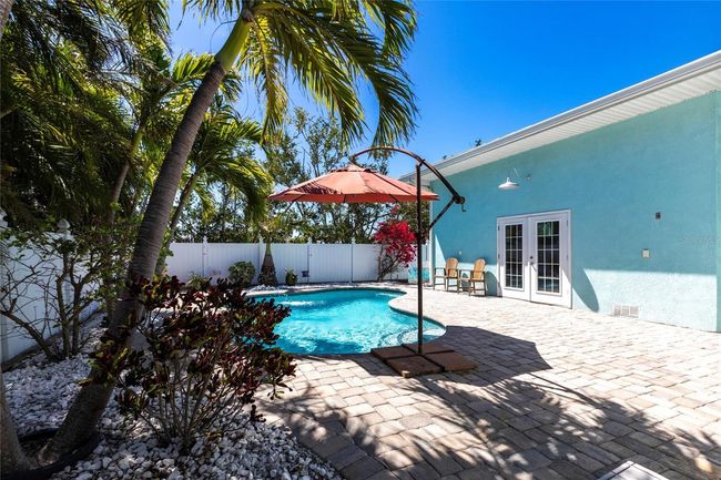 Pool and Rear Yard | Image 20