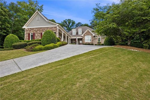 1978 Forest View Way, Braselton, GA, 30517-4067 | Card Image
