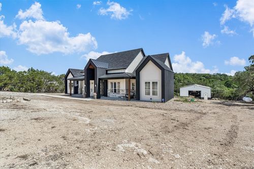 224 Kellog, Fischer, TX, 78623-2138 | Card Image