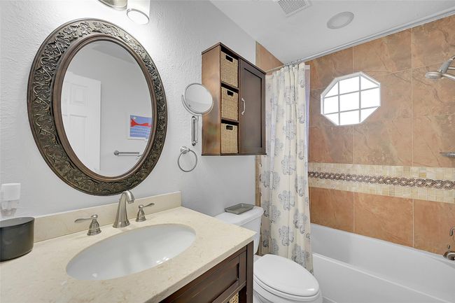 8 - 6662 Via Regina, Condo with 2 bedrooms, 2 bathrooms and null parking in Boca Raton FL | Image 10
