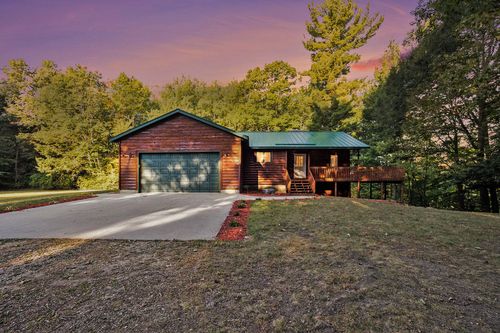 4615 W 112th St, Grant, MI, 49327-8545 | Card Image