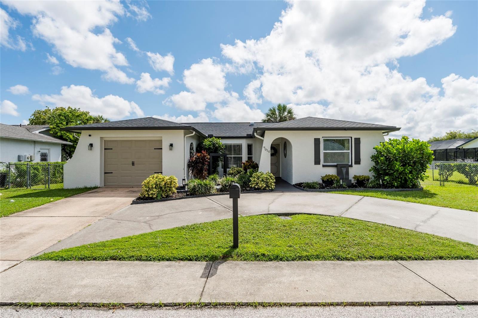 Glen Moor Ln, Port Richey, FL 34668