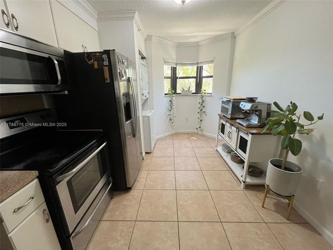 9 - 22701 Sw 88 Th Pl, Condo with 2 bedrooms, 2 bathrooms and null parking in Cutler Bay FL | Image 4