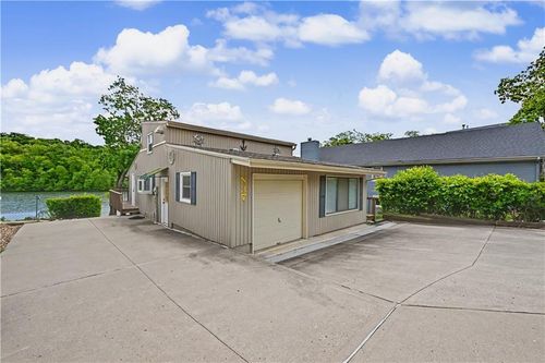 37 N St, Lake Lotawana, MO, 64086-9444 | Card Image