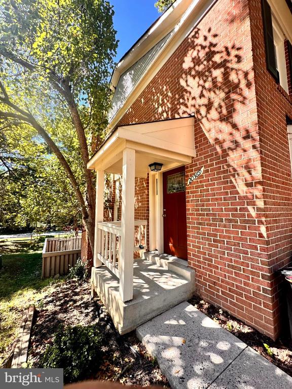 Residential Lease in MONTGOMERY VILLAGE 4