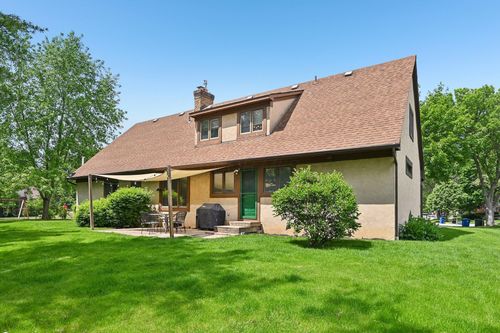 7071 Missy Park Ct, Dublin, OH, 43017-1044 | Card Image