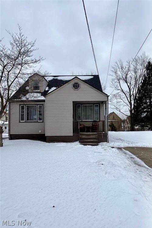 61 S Maryland Ave, Youngstown, OH, 44509-2808 | Card Image
