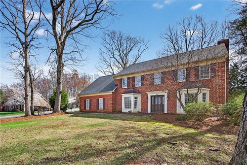 291 Birchridge Dr, Kernersville, NC, 27284-8379 | Card Image