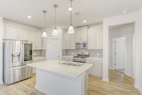 315 Garner Dr, Kyle, TX, 78640-2787 | Card Image