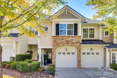 588 Pine Links Drive, Townhouse with 3 bedrooms, 2 bathrooms and null parking in Tega Cay SC | Image 1