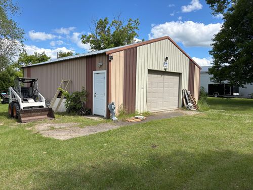 310 8th Street Se, Staples, MN, 56479 | Card Image