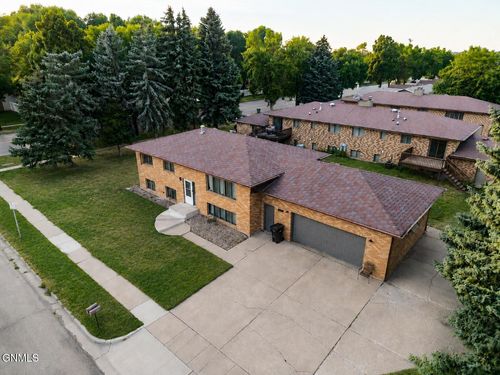 224 W Reno Avenue W, Bismarck, ND, 58504 | Card Image