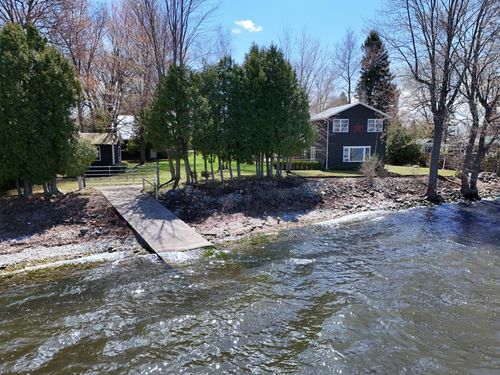 31 Leo Dr, Swanton, VT, 05488 | Card Image
