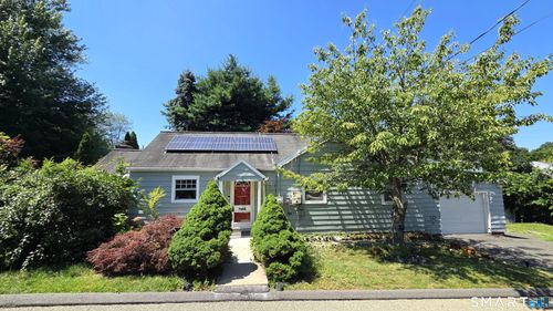 28 Elberta Ave, Trumbull, CT, 06611-4521 | Card Image
