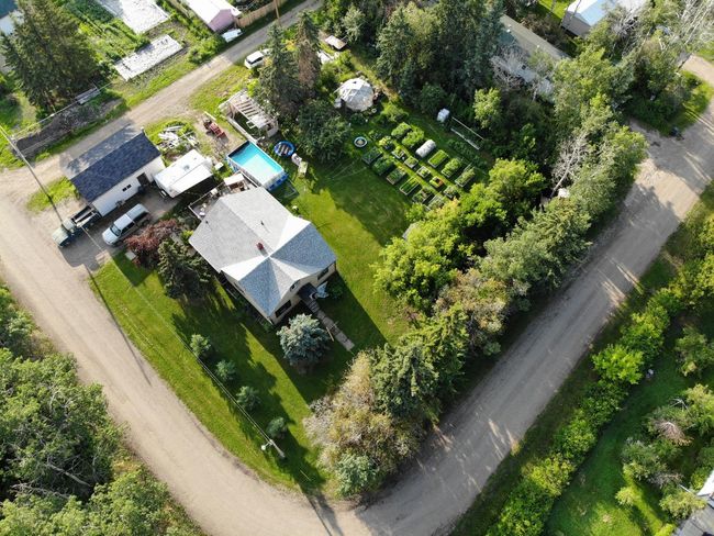 4906 47 Street, House other with 4 bedrooms, 1 bathrooms and 2 parking in Wanham AB | Image 33