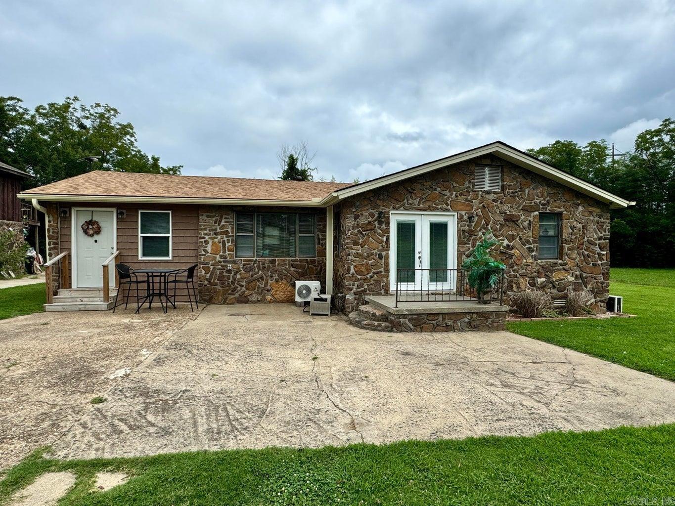 Childress St, Morrilton, AR 72110