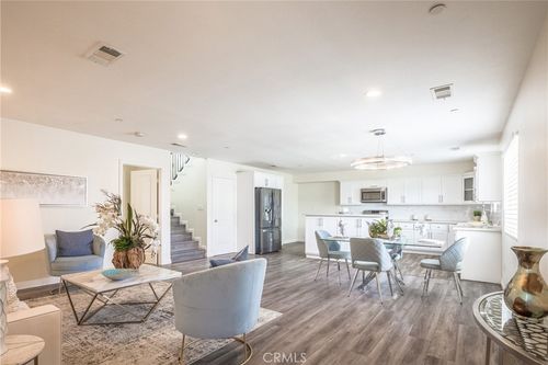 424 W 2nd St, San Pedro, CA, 90731-2602 | Card Image