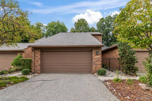 1810 Reis Ct, Rochester Hills, MI, 48309 | Card Image