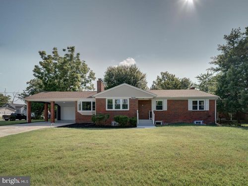 5615 Old Branch Ave, Temple Hills, MD, 20748-2322 | Card Image