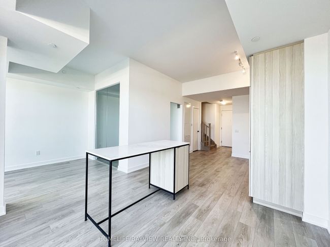 113 - 220 Missinnihe Way, Condo with 4 bedrooms, 3 bathrooms and null parking in Mississauga ON | Image 7