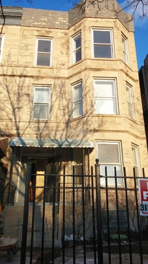 309 N Central Park Ave, Chicago, IL, 60624-1957 | Card Image